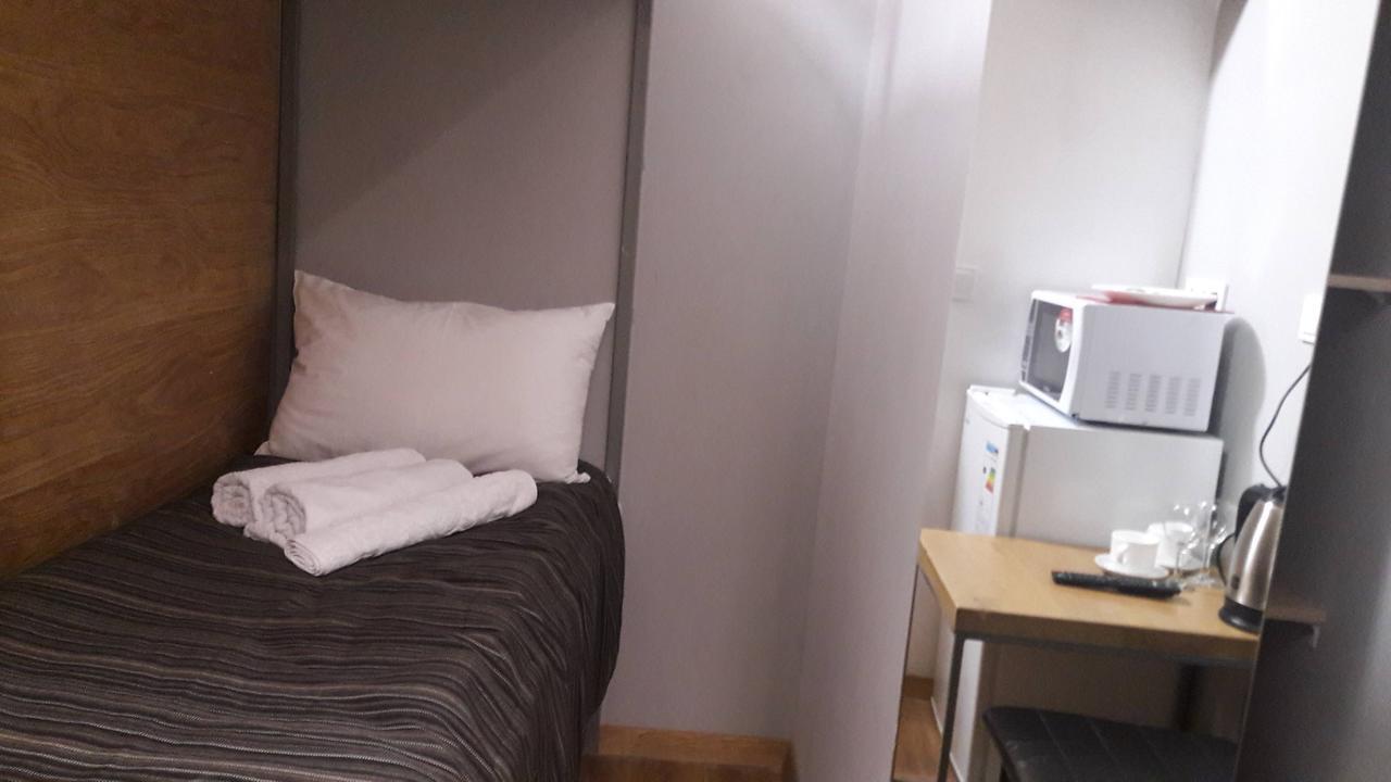 Mini Hotel On Demiivska Kiev Exterior foto
